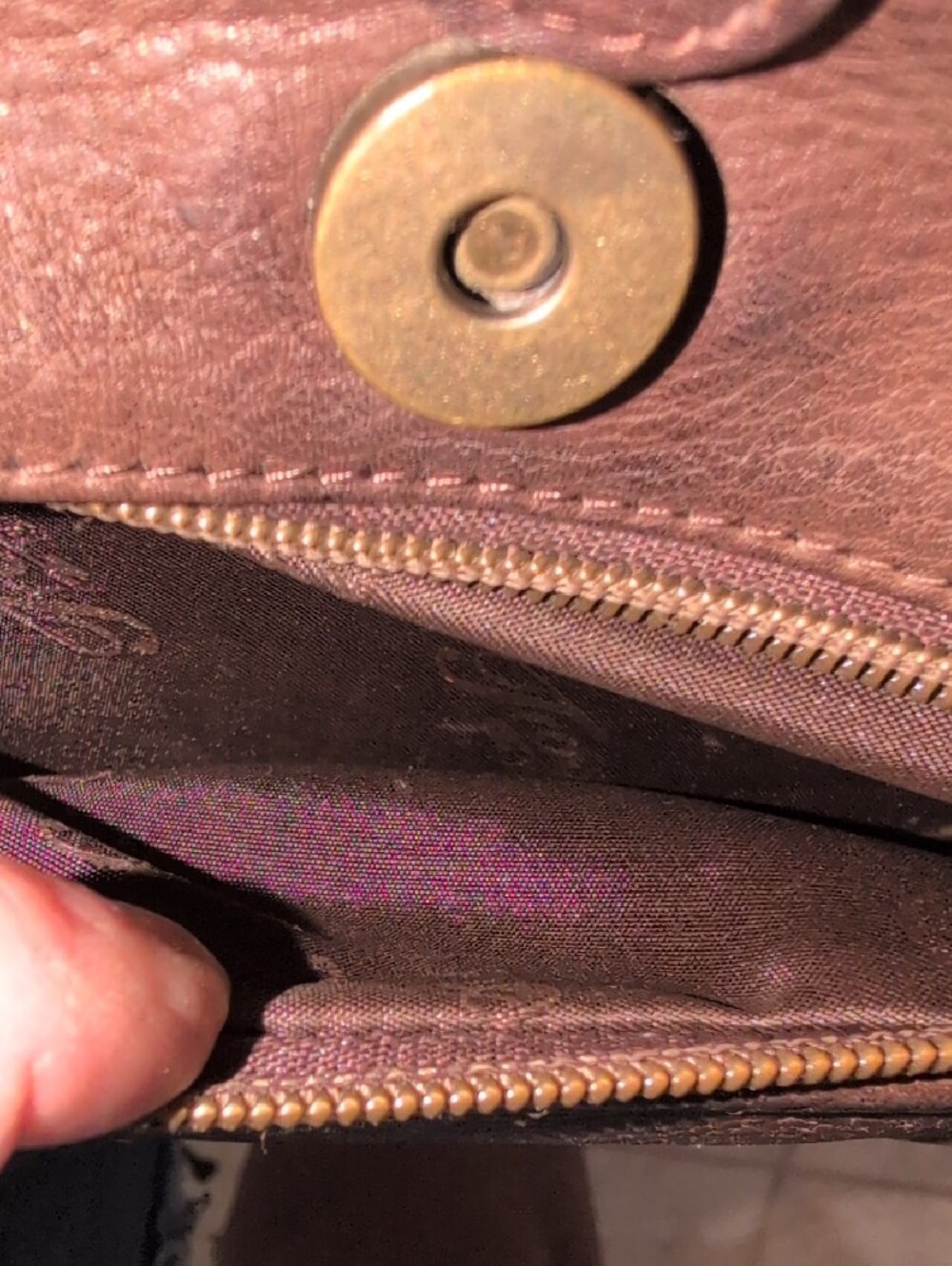 Vintage 1945 Fossil Brown Pebbled Leather Crossbody With A 1945 Brass Key - Picture 11 of 13